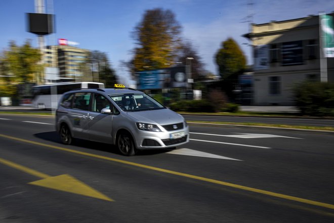 Velika taksi podjetja zlahka določijo dampinške cene. FOTO: Voranc Vogel/Delo