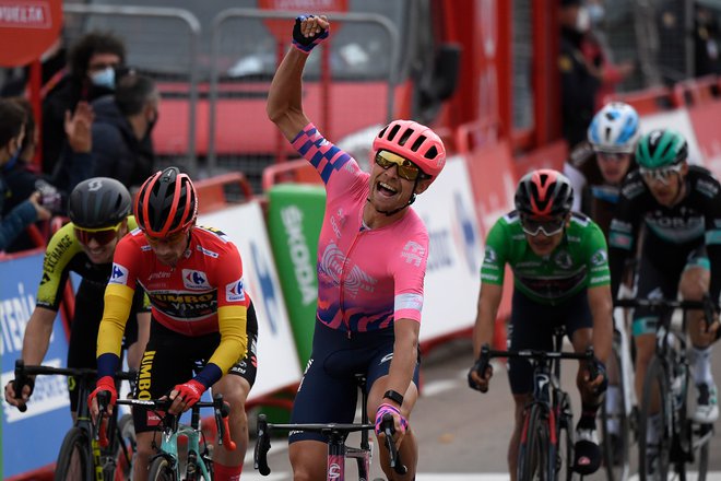 zmagoslavje Magnuas Corat Nielsena (EF Pro Cycling). FOTO: Oscar Del Pozo/AFP