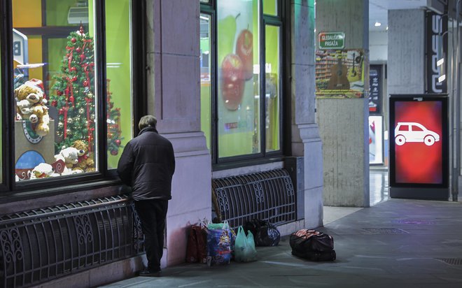 Prazna Ljubljana v času pandemije koronavirusa. FOTO: Jože Suhadolnik/Delo