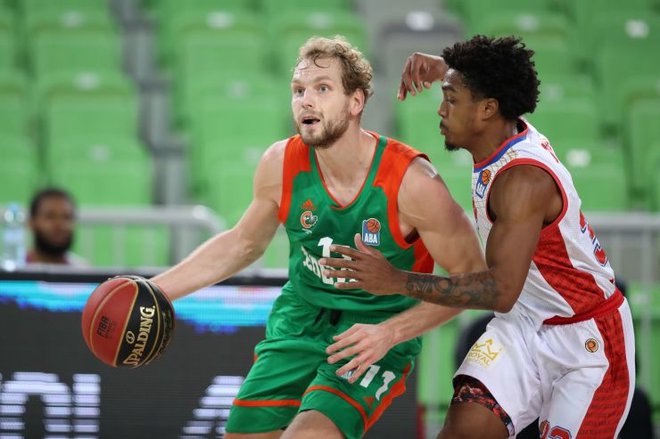 Cedevita Olimpija je teden zaokrožila še s tretjo zmago, Jaka Blažič pa kot najboljši strelec. FOTO: ABA