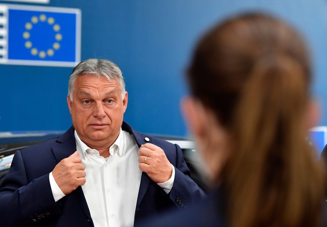 Tudi iz evropske ljudske stranke (EPP), v kateri še vedno vztraja Fidesz madžarskega premiera Viktorja Orbána, prihajajo jasni pozivi, da ne bi smeli popuščati zahtevam Budimpešte. FOTO:&nbsp;John Thys/Afp