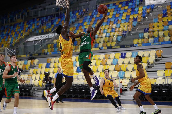 Kendrick Perry je bil najučinkovitejši košarkar Ljubljančanov v Las Palmasu. FOTO: Cedevita Olimpija