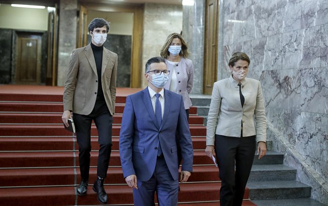 Tanja Fajon, Marjan šarec, Alenka Bratušek in Luka Mesec. FOTO: Blaž Samec/Delo