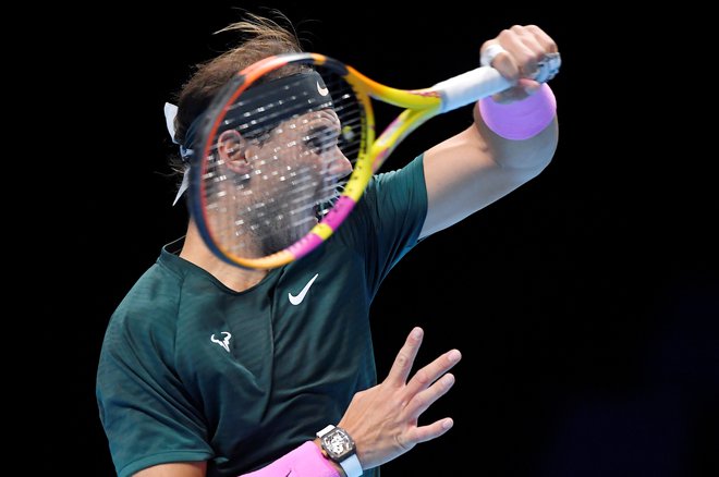 Rafael Nadal se bo v polfinalu pomeril z zmagovalcem skupine Tokio 1970 Danilom Medvedjevom. FOTO: Toby Melville/Reuters