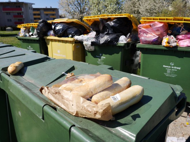 V Evropi pravijo, da je za zmanjševanje količin odpadkov nujno zmanjšati tudi količine odpadne hrane. FOTO: Dejan Javornik/Slovenske novice