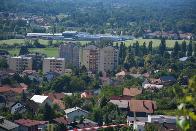 Včeraj je bilo v Lendavi 24 okuženih z novim koronavirusom. FOTO: S. N.