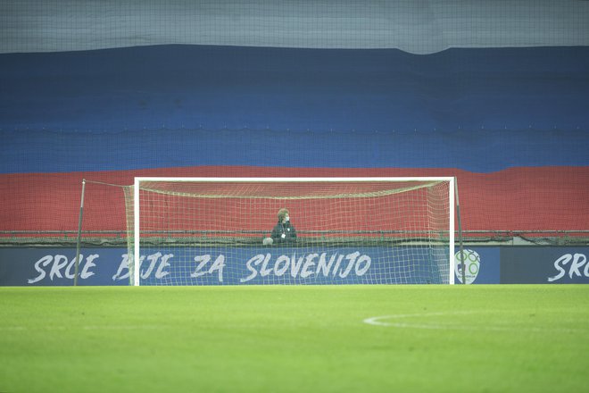 Časa za graditev dejanskega zaupanja ni. FOTO: Jure Eržen/Delo