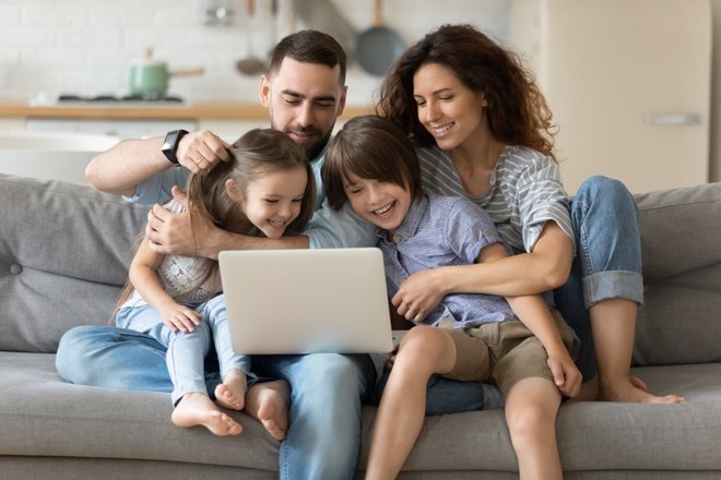 Naj spletne storitve postanejo sinonim za brezskrbni in prijetni del dneva. FOTO: Shutterstock