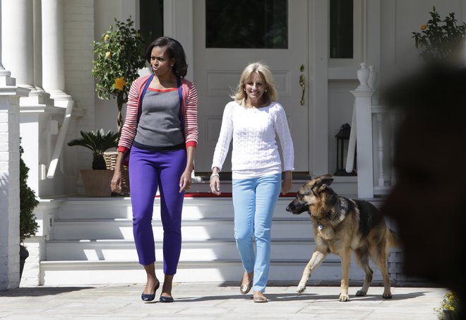 Champ zakoncev Biden že ima nekaj izkušenj pod žarometi. FOTO: Yuri Gripas/Reuters