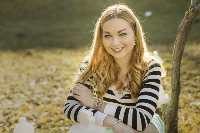 Nekdanja mladinska svetovna prvakinja Laura Unuk se približuje nazivu mednarodnega mojstra. FOTO: Voranc Vogel