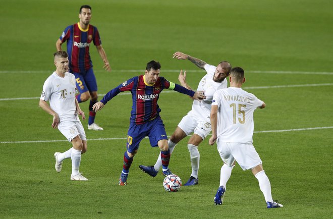 Lionel Messi se v sredo v Budimpešti ne bo zoperstavil Mihi Blažiču in soigralcem. REUTERS/Albert Gea FOTO: Albert Gea/Reuters