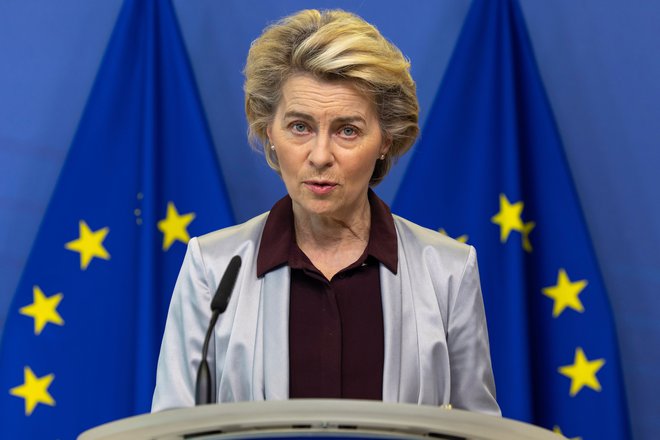 Predsednica Evropske komisije Ursula von der Leyen se bo pogovorila tudi z nogometno zvezo stare celine. FOTO: Olivier Matthys/AFP