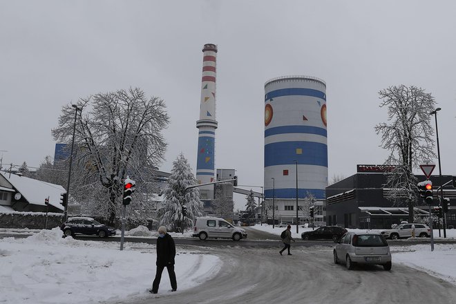 Te-Tol je največji industrijski onesnaževalec v mestu, leta 2017 je izpustil v zrak 18 ton prahu. FOTO: Leon Vidic/Delo