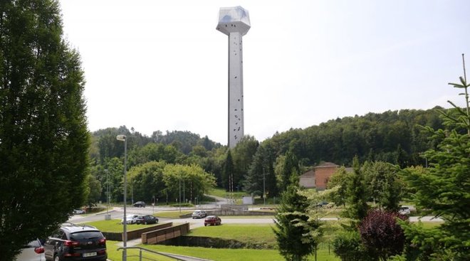 Slatinčani bodo v nedeljo odločali o odloku, ki umešča v prostor 106 metrov visoki stolp Kristal. FOTO: arhiv občine Rogaška Slatina