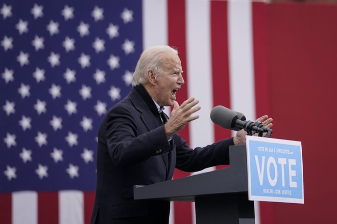 Novoizvoljeni ameriški predsednik Joe Biden. FOTO: Drew Angerer/AFP