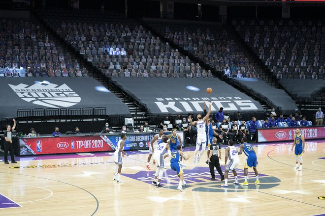 Sezona lige NBA se bo zaključila tik pred začetkom olimpijskih iger v Tokiu. FOTO: Kyle Terada/Usa Today Sports