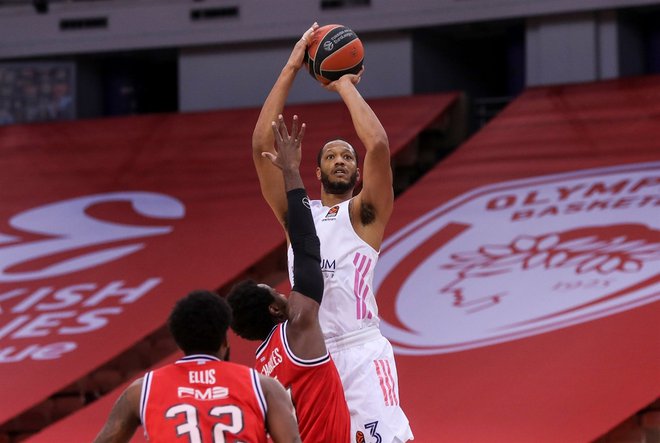 Slovenski košarkarski junak iz Istanbula Anthony Randolph je v Atenah nesrečno končal sezono. FOTO: Eurolegaue