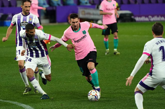 Lionel Messi je postal nogometaš z največ zadetki za en klub. FOTO: Cesar Manso/AFP