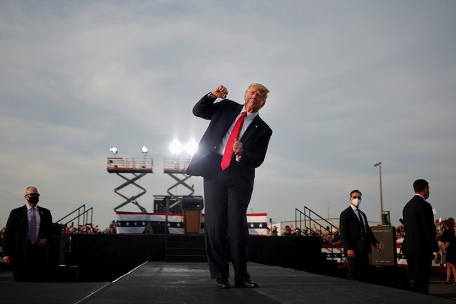 V ZDA naj bi se vrnili tisti časi, zaradi katerih je bil Donald Trump leta 2016 izvoljen. FOTO: Carlos Barria/Reuters