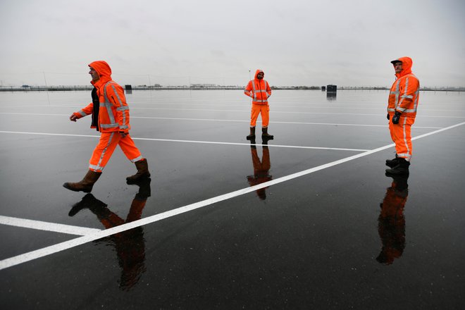 Prvega januarja 2021 marsičesa samoumevnega v odnosih z Združenim kraljestvom, ki izstopa iz carinske unije in notranjega trga, ne bo več. FOTO: Reuters