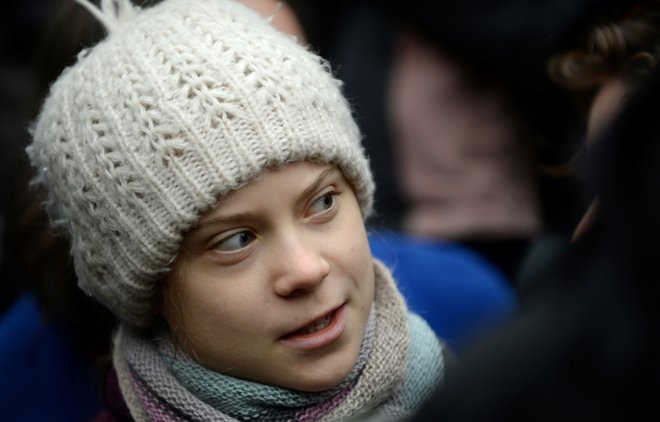Pandemija nas opozarja, da moramo zaupati znanosti, pravi mlada švedska aktivistka. FOTO: Johanna Geron / Reuters