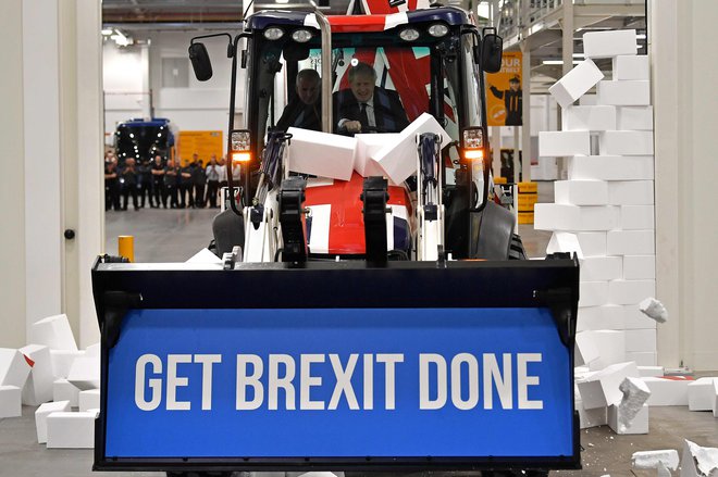 Marca so stekla pogajanja o prihodnjih odnosih med stranema, ki so na božični večer prinesla dogovor o trgovini in sodelovanju med Združenim kraljestvom in unijo po brexitu. FOTO: Ben Stansall/Afp