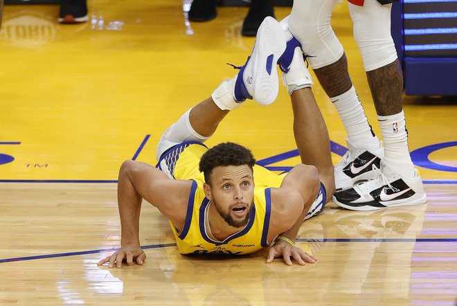 Stephen Curry je Portlandu nasul kar 62 točk in spomnil na šampionsko obdobje moštva Golden State ter svojega. FOTO: Ezra Shaw/ AFP