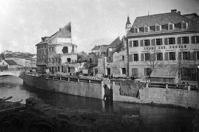 Ljubljano je leta 1895 prizadel rušilni potres, o katerem je bila sto let pozneje na ogled razstava v Narodni galeriji. Foto Press Release