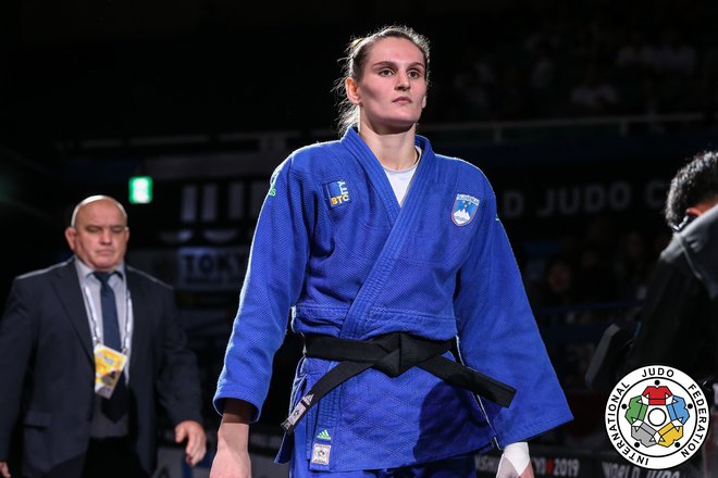 Klara Apotekar si bo zaradi nosečnosti vzela premor, trener Marjan Fabjan pa jo popolnoma podpira. FOTO: Emanuele Di Feliciantonio/IJF