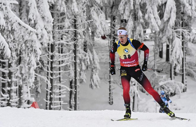 Johannes Thingnes Boe je premagal brata. FOTO: Tobias Schwarz/AFP