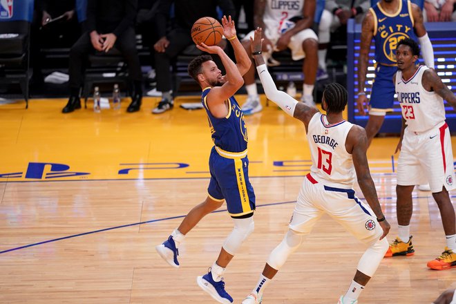 Prvi zvezdnik moštva Golden State Stephen Curry je bil znova izjemno razpoložen in je bil ključni mož zasuka za zmago proti LA Clippers. FOTO: Cary Edmondson/Usa Today Sports