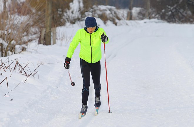 Pojdimo na rekreacijsko območje z urejenimi tekaškimi stezami in smučarskotekaško šolo. FOTO: Jože Suhadolnik/Delo