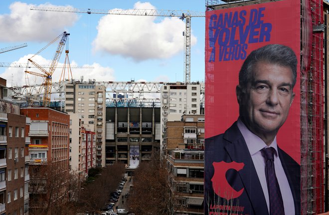 Joan Laporta je veliko vložil v promocijo svoje kandidature za predsednika Barcelone. FOTO: Juan Medina/Reuters