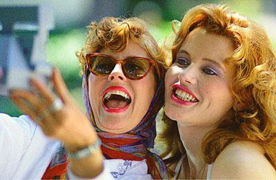 Thelma in Louise sta iz vrste kar nekaj izjemnih filmov, ki smo ji dobili leta 1991. FOTO:  promocijsko gradivo