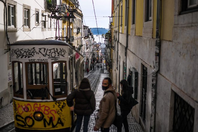 Lizbona močno priteguje, notranjost Portugalske precej manj. FOTO: Patricia De Melo Moreira/AFP