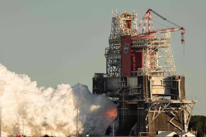 Motorji so se ugasnili po eni minuti. FOTO: Robert Markowitz/Nasa/AFP