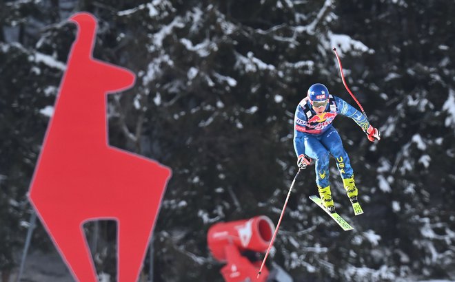 Povprečni naklon smuka je 27 odstotkov oziroma 15,1 stopinje, na najstrmejšem delu proge, imenovanem Mausefalle (Mišnica), pa kar 85 odstotkov oziroma 40,4 stopinje. FOTO: Joe Klamar/AFP
