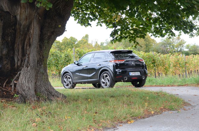 DS3 crossback je vstopni predstavnik prestižne francoske znamke, ki je izšla iz Citroëna.<br />
Foto Gašper Boncelj