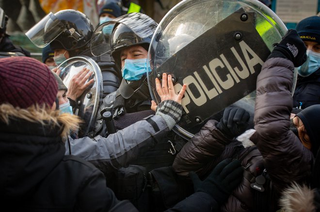 Burno torkovo dogajanje na Trubarjevi FOTO: Voranc Vogel/Delo