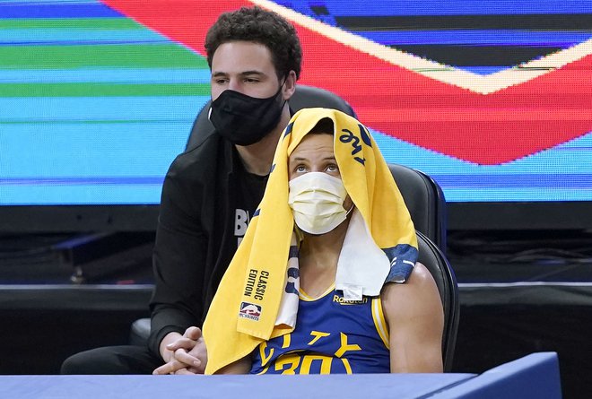 Stephen Curry je dosegel 2561. trojko in na večni lestvici najboljši strelcev za tri točke prehitel Reggieja Millerja. Pred njim je le še Ray Allen. FOTO: Thearon W. Henderson/AFP