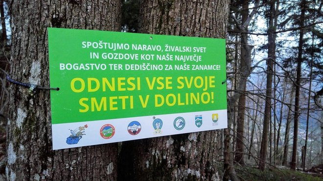 Če bi vsi obiskovalci narave upoštevali zelo preprosto priporočilo Planinske zveze Slovenije, bi bili naši gozdovi še lepši kot so. FOTO: Tomaž Kumer, Pzs