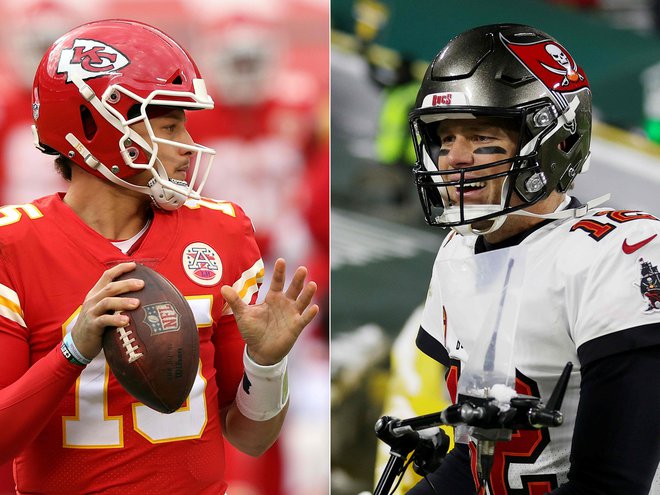 Patrick Mahomes (levo) in Tom Brady bi bila težko bolj različna podajalca. FOTO: Stacy Revere/AFP