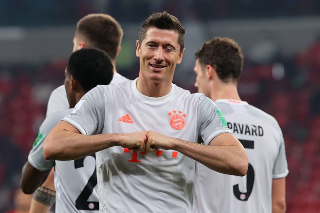 Robert Lewandowski je prispeval levji delež k uvrstitvi Bayerna v veliki finale klubskega svetovnega prvenstva v Katarju. FOTO: Karim Jaafar/AFP