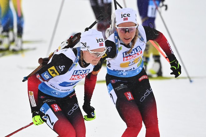 Tiril Eckhoff (desno) je Norveški pritekla odločilno prednost. FOTO: Joe Klamar/AFP