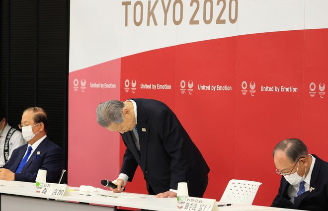 Yoshiro Mori je oznanil svoj odstop z mesta predsednika organizacijskega odbora olimpijskih iger. FOTO: Yoshikazu Tsuno/Reuters