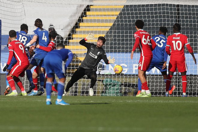 Po zaostanku z 0:1 je Leicester izpeljal zasuk in premagal Liverpool ter končal niz treh porazov proti angleškemu prvaku na domačem igrišču. FOTO: Carl Recine/AFP