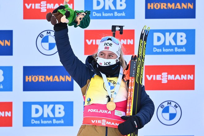 Norvežanka Tiril Eckhoff na Pokljuki zbira zmage in kopiči lovorike. FOTO: Joe Klamar/AFP