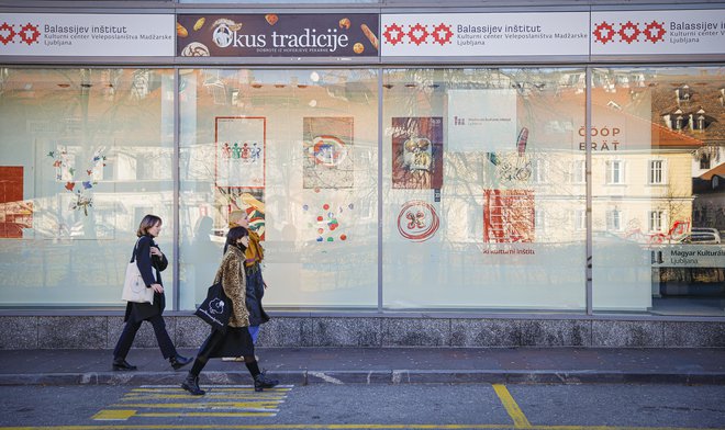 Bruseljski odzivi na uničevanje neodvisnih medijev v srednji Evropi doslej še niso bili učinkoviti. FOTO: Jože Suhadolnik