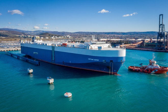 Neptun Koper z več kot 5000 avtomobili prvič v Kopru. FOTO: Kristjan Stojaković