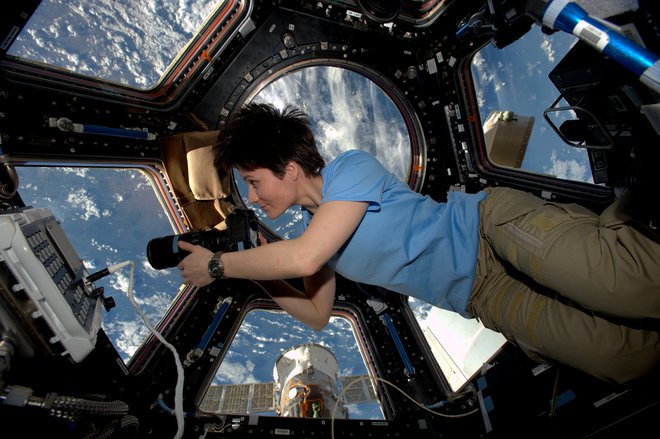 Samantha Cristoforetti v kupoli na ISS. FOTO: Esa/Nasa